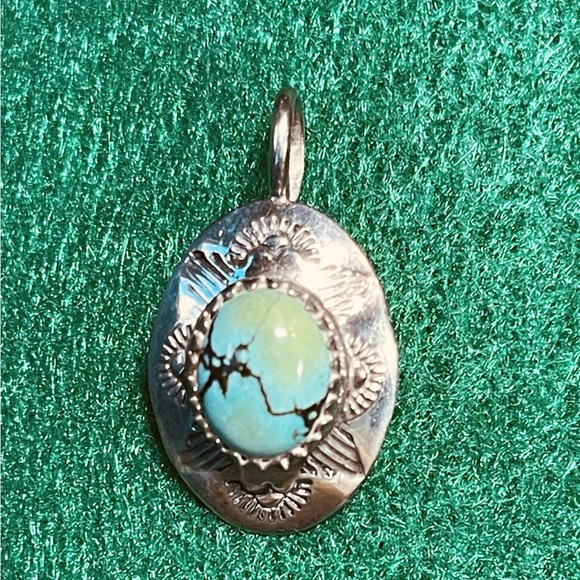 Vintage 1” Turquoise and Sterling Pendant. Hallmarked  FREE Shipping - Picture 2 of 6